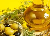 Olio d'oliva, divieto di rabbocco. Ma mancano i contenitori adatti